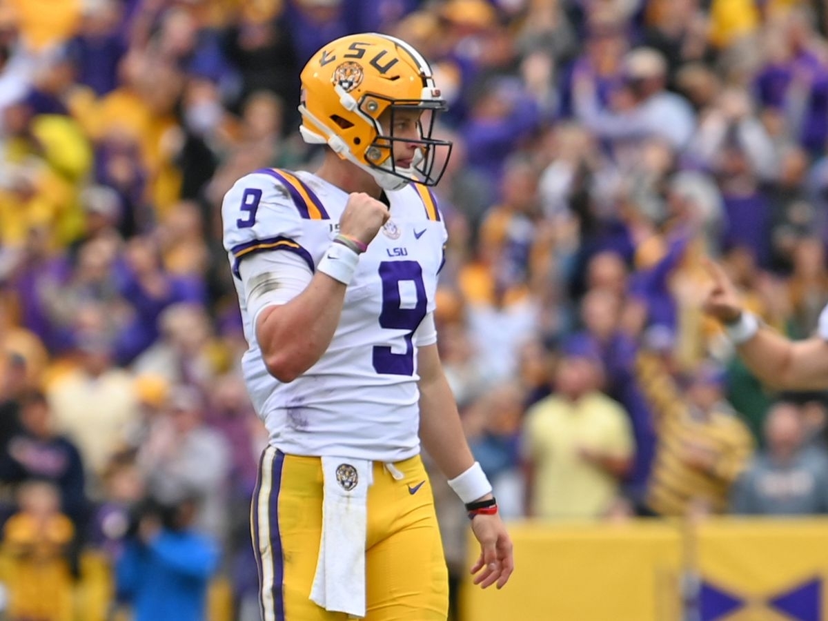 Lsu Remains At No. 1 In Ap And No. 2 In Coaches Polls