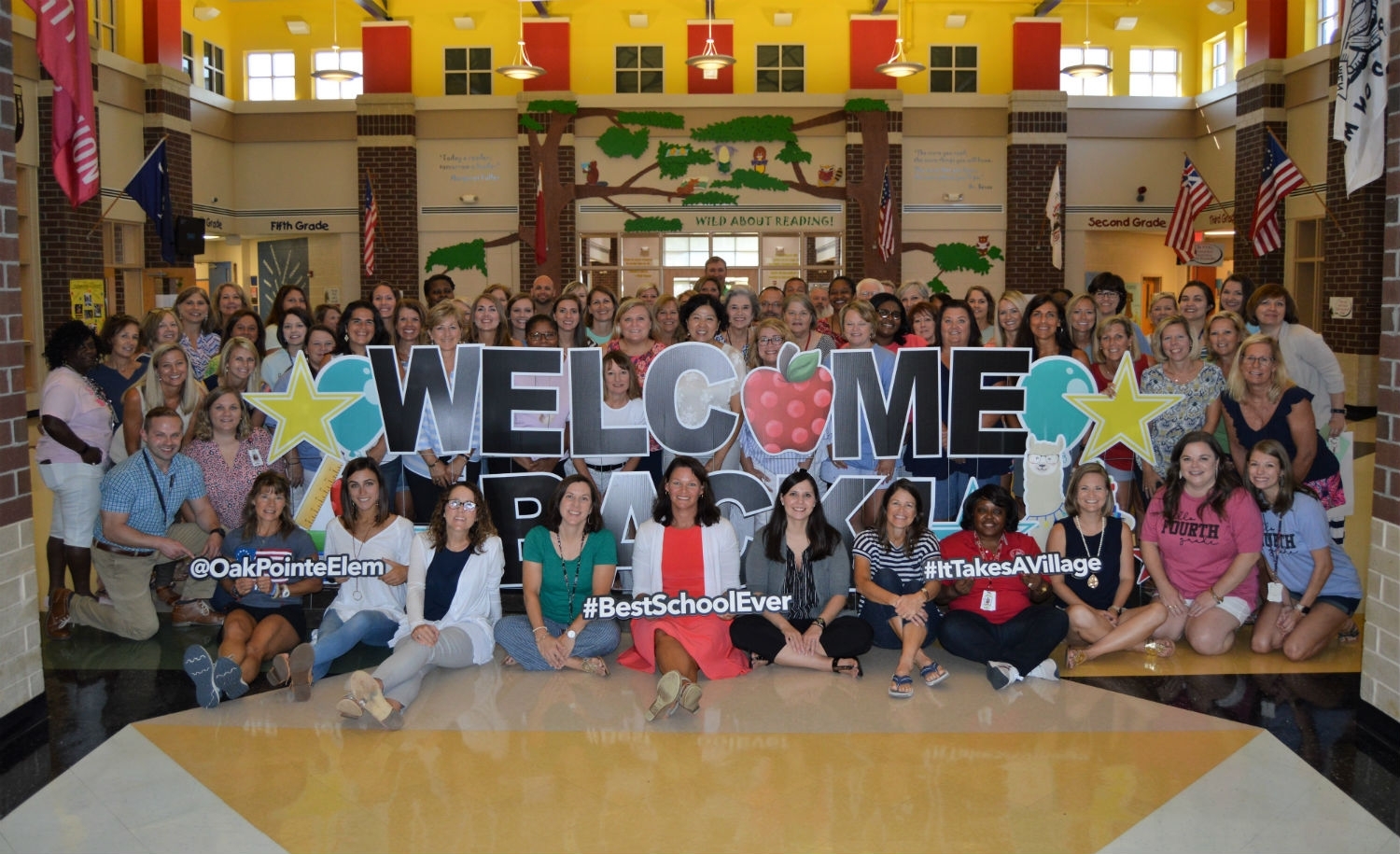 Oak Pointe Elementary / Homepage