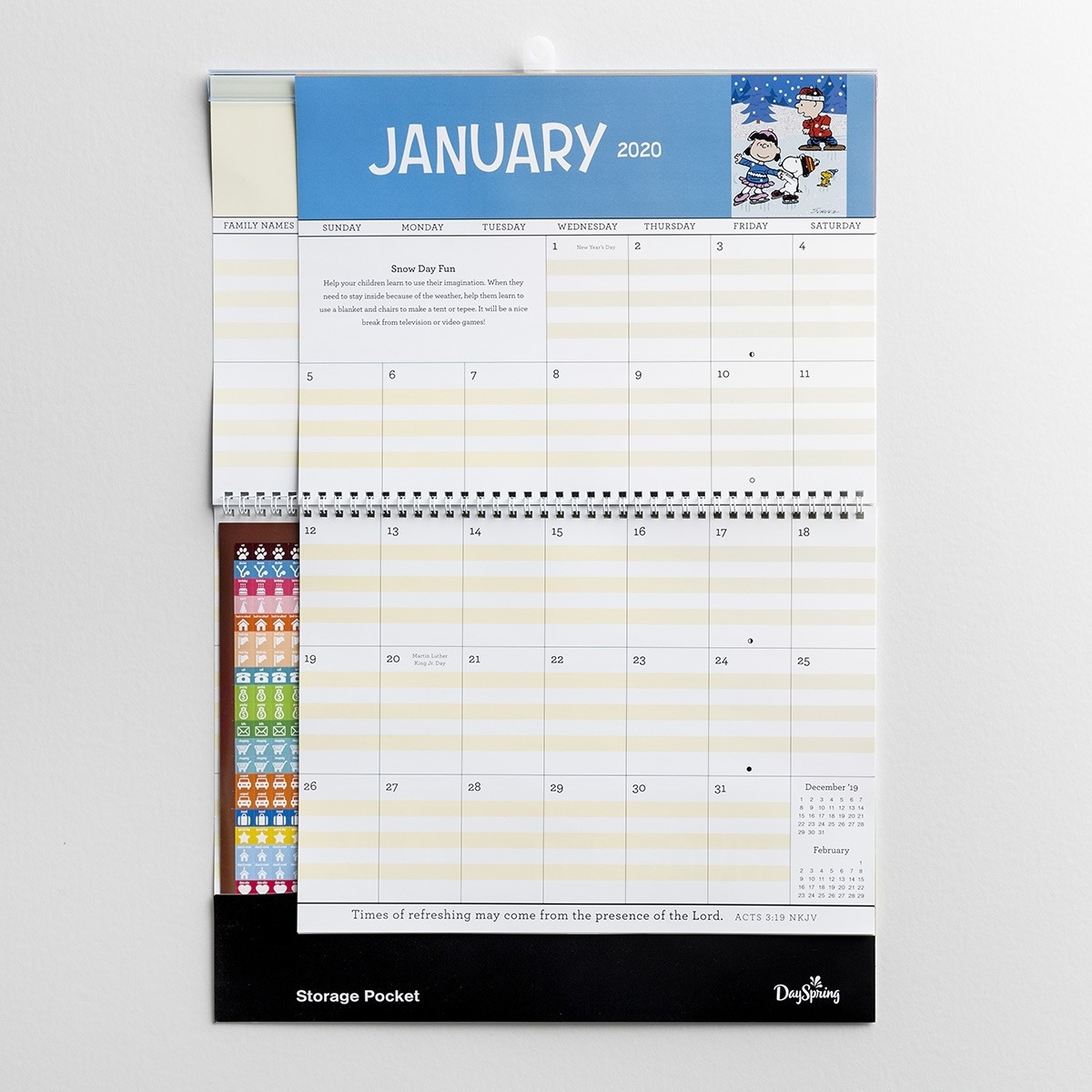 Peanuts - 2020 Family Planner Wall Calendar