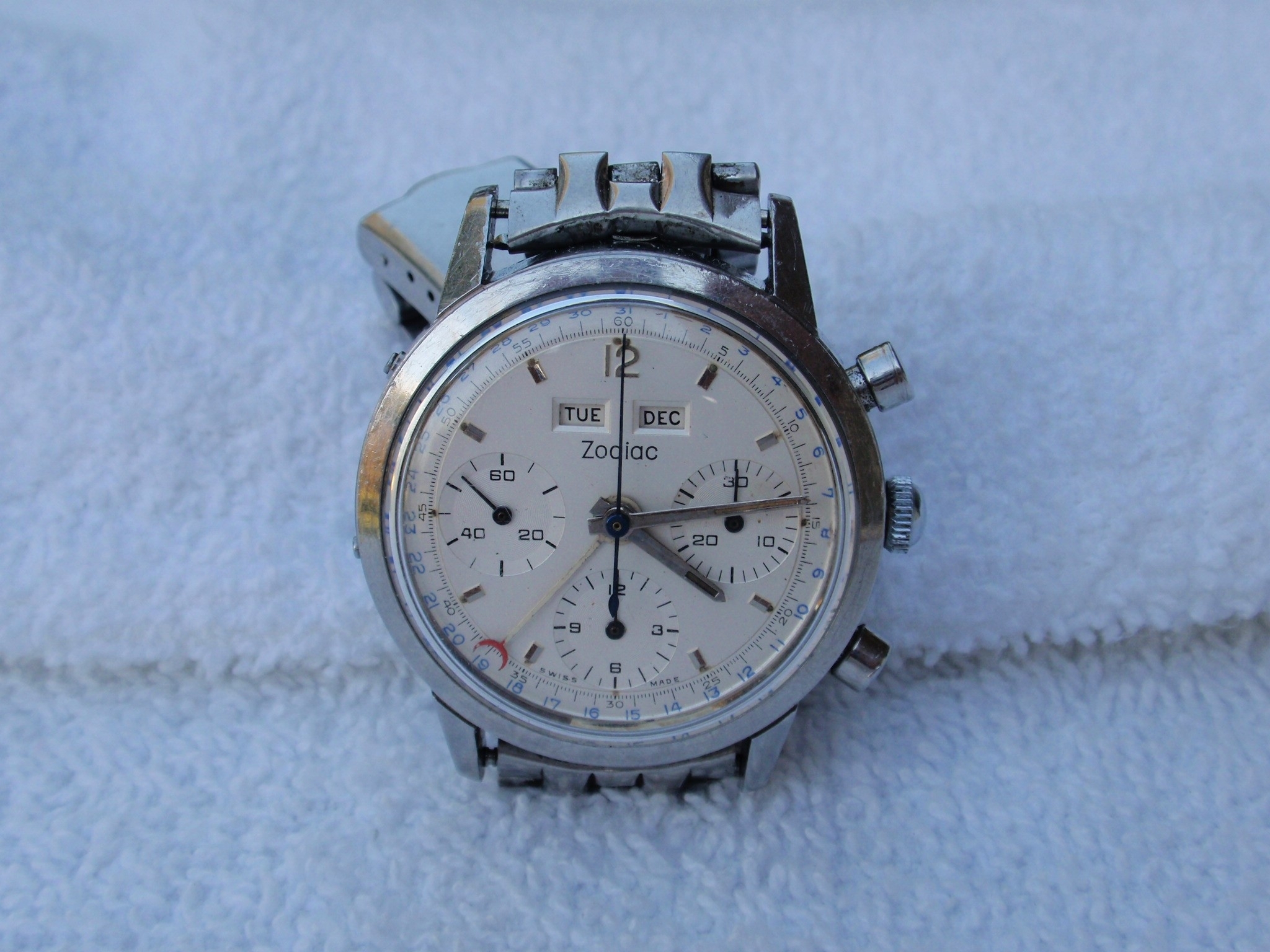 Zodiac Triple Date Calendar Valjoux 723 Vintage Chronograph