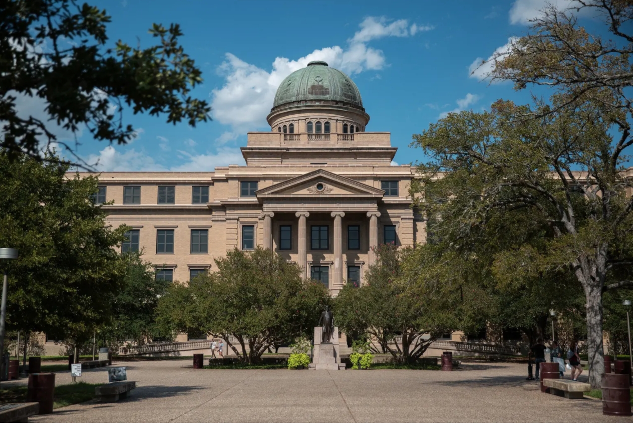 2021 Spring Break For Texas A&amp;M Students, Staff Shortened To