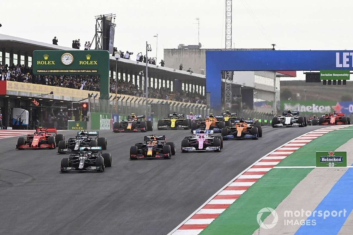 F1ニュース｜2021年シーズンのF1暫定カレンダーがF1委員会で各