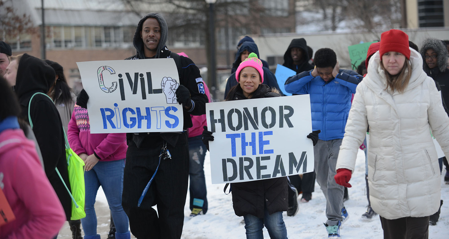 Civil Rights Leader Julian Bond To Commemorate Kent State